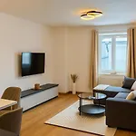 Allgaeu - Innenstadt, Schlafzimmer, Kueche, Parkplatz Moeglich, Dachterrasse Lejlighed Kempten
