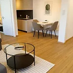Allgaeu - Innenstadt, Schlafzimmer, Kueche, Parkplatz Moeglich, Dachterrasse Lejlighed *