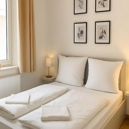Apartament Allgaeu - Innenstadt, Schlafzimmer, Kueche, Parkplatz Moeglich, Dachterrasse Kempten