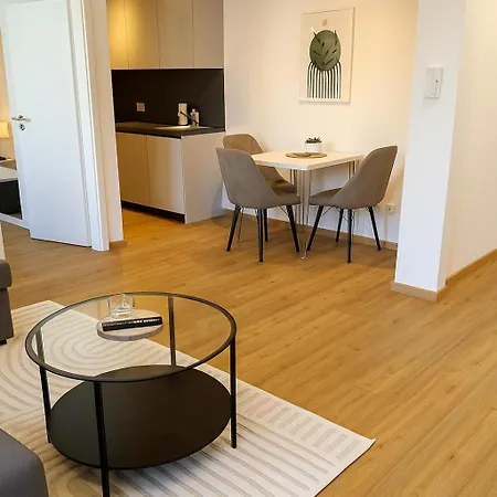 Allgaeu - Innenstadt, Schlafzimmer, Kueche, Parkplatz Moeglich, Dachterrasse Apartament *