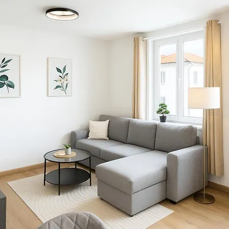 Apartament Allgaeu - Innenstadt, Schlafzimmer, Kueche, Parkplatz Moeglich, Dachterrasse