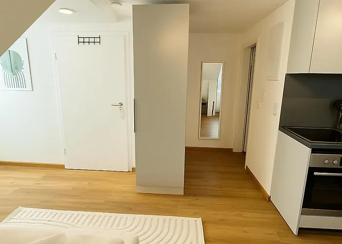 Allgaeu - Innenstadt, Schlafzimmer, Kueche, Parkplatz Moeglich, Dachterrasse