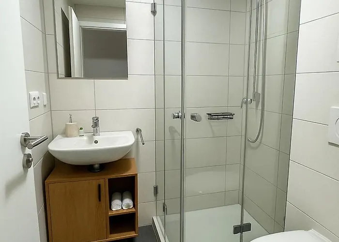 Allgaeu - Innenstadt, Schlafzimmer, Kueche, Parkplatz Moeglich, Dachterrasse Apartamento *