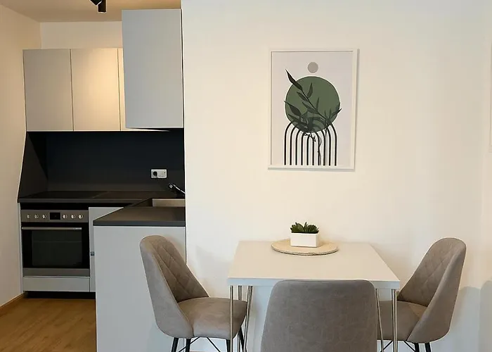 Apartamento Allgaeu - Innenstadt, Schlafzimmer, Kueche, Parkplatz Moeglich, Dachterrasse