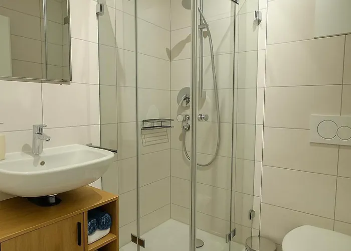 Allgaeu - Innenstadt, Schlafzimmer, Kueche, Parkplatz Moeglich, Dachterrasse * Kempten
