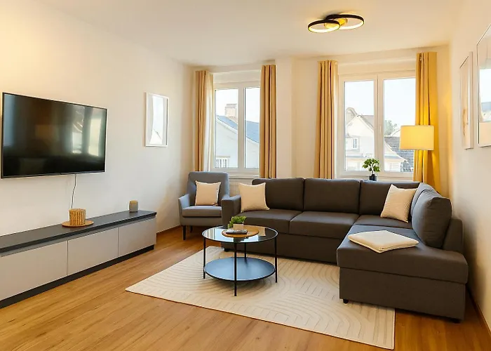 Allgaeu - Innenstadt, Schlafzimmer, Kueche, Parkplatz Moeglich, Dachterrasse Apartamento