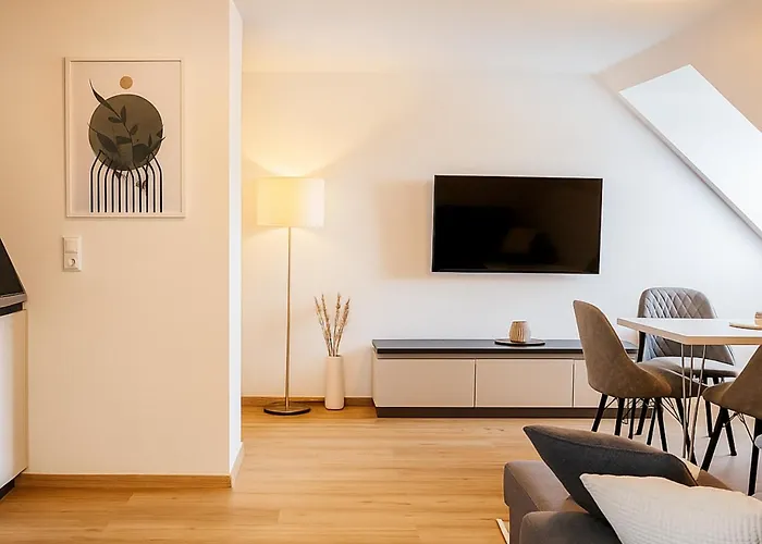 Allgaeu - Innenstadt, Schlafzimmer, Kueche, Parkplatz Moeglich, Dachterrasse Apartamento Kempten