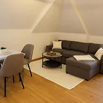 Allgaeu - Innenstadt, Schlafzimmer, Kueche, Parkplatz Moeglich, Dachterrasse Appartement *