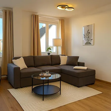 Allgaeu - Innenstadt, Schlafzimmer, Kueche, Parkplatz Moeglich, Dachterrasse *